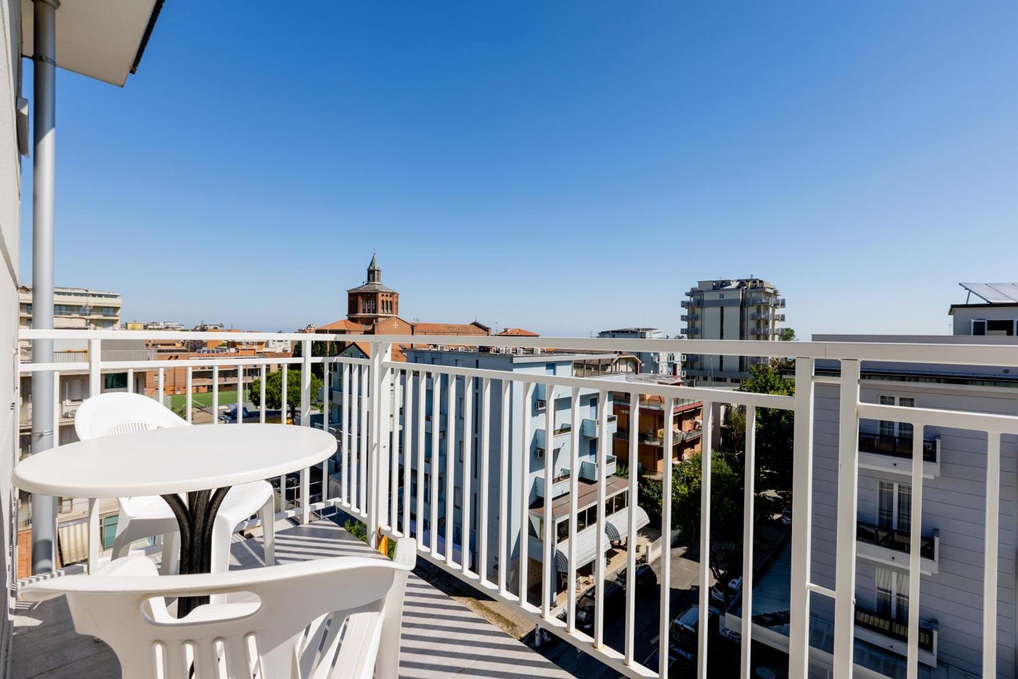 Hotel Kim Rimini Bagian luar foto